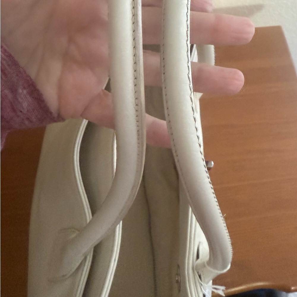 CHANEL 2.55 Off White Cerf Executive Caviar Leather Handbag-Large Tote - Picture 13 of 15